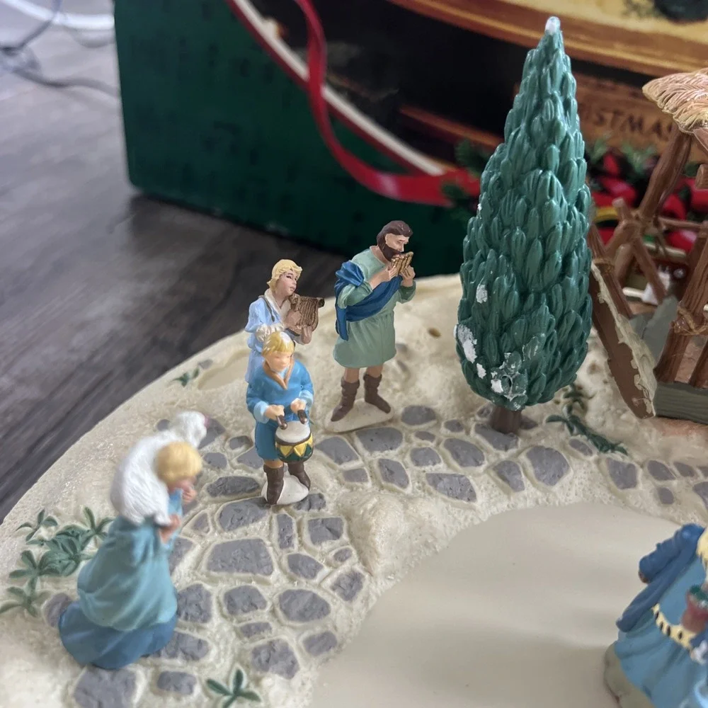 Mr Christmas Christmas in Bethlehem Animated Nativity Scene in Box Wiseman Move!